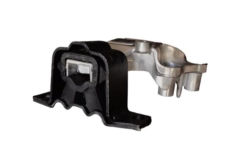 SOPORTE DE MOTOR DERECHO (METAL)
